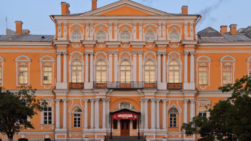 Автобусная экскурсия «Дворцы Петербурга и их владельцы» с Юсуповским дворцом